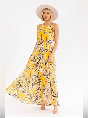 Yellow Tropical Print Halter Maxi Dress with Cutout Waist and Flowy Skirt